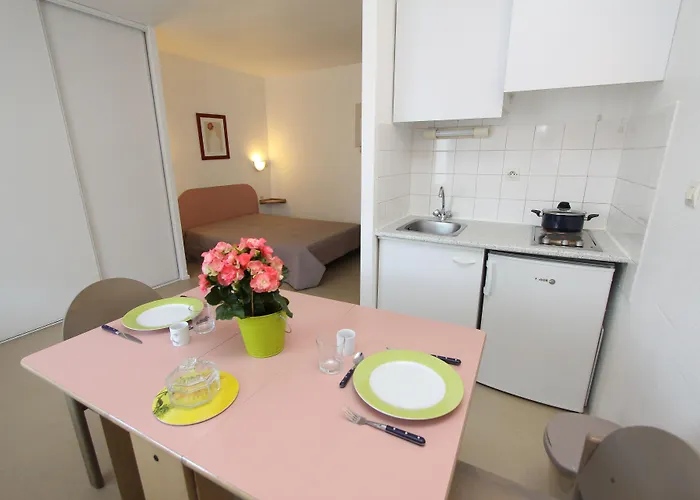 Abitel - Les Studines D'ornon فييُناف دورنو